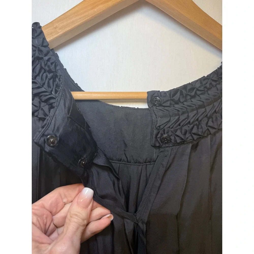 Banana Republic Black Satin Smocked Neck Trapeze Cocktail Dress Womens Size M‎